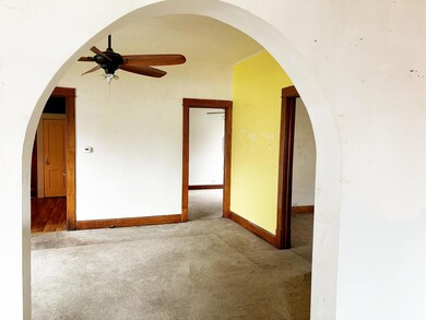 409 W 11th St, Auburn, IN 46706 - photo 7