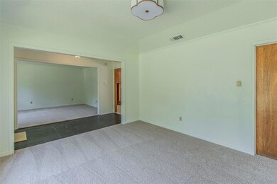 823 Ridgecrest Cir, Denton, TX 76205 - photo 6