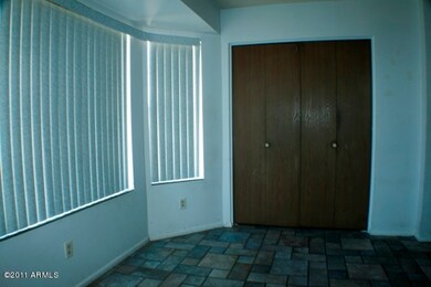 023-285153 - Dining