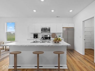 10024 Park Glen Ct, Indianapolis, IN 46229 - photo 2