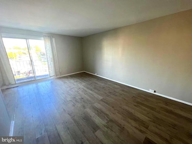 371 Avon St unit 2, Philadelphia, PA 19116 - photo 5