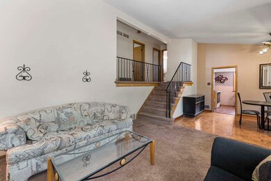 912 Westchester Blvd, Westchester, IL 60154 - photo 3