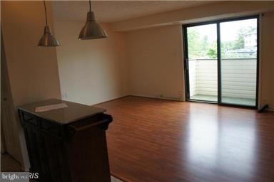 19509 Gunners Branch Rd unit E, Germantown, MD 20876 - photo 3