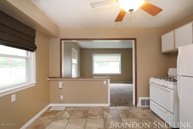 1231 Knapp St NE, Grand Rapids, MI 49505 - photo 7