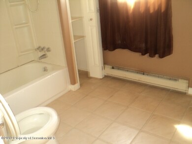 41 Mack St, Wilkes Barre, PA 18705 - photo 6