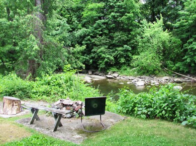 22 River St, Great Barrington, MA 01230 - photo 5