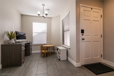 Nook or office area
