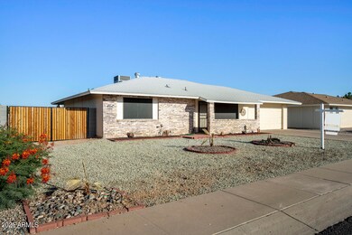 01_12823_N_Sun_Valley_Drive__03_mls