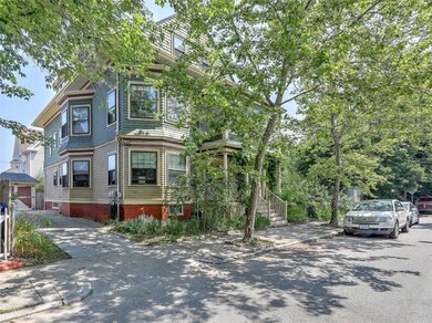 89 Whitmarsh St, Providence, RI 02907 - photo 2