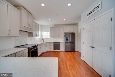 1 Chisholm Dr N, Hedgesville, WV 25427 - photo 3