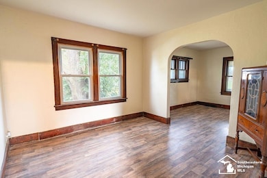 8258 N Dixie Hwy, Newport, MI 48166 - photo 6