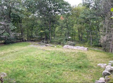 116 Whipple Tree Ln, Blooming Grove Township, PA 18428 - photo 5