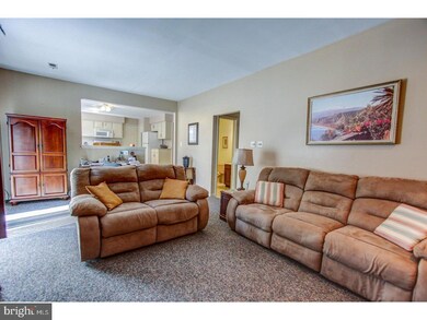 1801 Dutchmans Cir, Harleysville, PA 19438 - photo 4