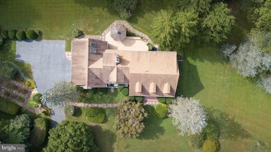 905 Mitchell Farm Ln, Kennett Square, PA 19348 - photo 4