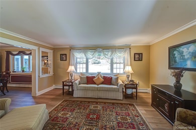 3 Walnut Rd, Rocky Point, NY 11778 - photo 7