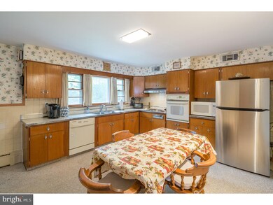 49 Oneida Ave, Moorestown, NJ 08057 - photo 7