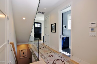 32 Le Grande Ave unit B1, Greenwich, CT 06830 - photo 5