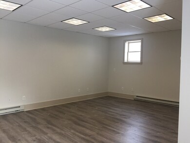 68 Pleasant St unit 4, Newburyport, MA 01950 - photo 4