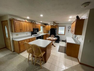 2806 12th St SW, Austin, MN 55912 - photo 7