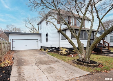 213 N Williams St, Geneseo, IL 61254 - photo 2