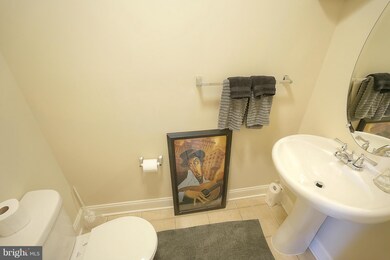 4402 Potomac Highlands Cir unit 63, Triangle, VA 22172 - photo 5