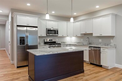 258 Wadleigh Falls Rd unit B, Newmarket, NH 03857 - photo 2