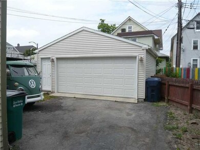 Parking Lot/Garage