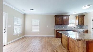 929 S Montgomery St, Sherman, TX 75090 - photo 5