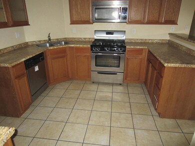 05 Kitchen (3)