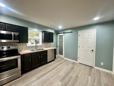 306 N Powell Ave, Berea, KY 40403 - photo 3