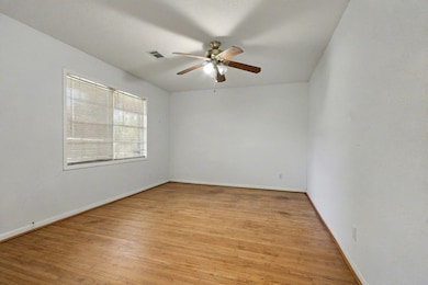 1405 London St, Pasadena, TX 77502 - photo 4