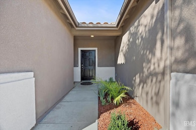 11910 Compass Ave, Bakersfield, CA 93312 - photo 3