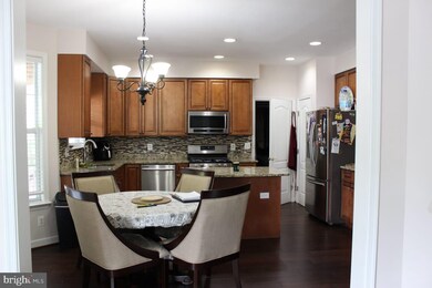 13028 Quay Ct, Woodbridge, VA 22193 - photo 7