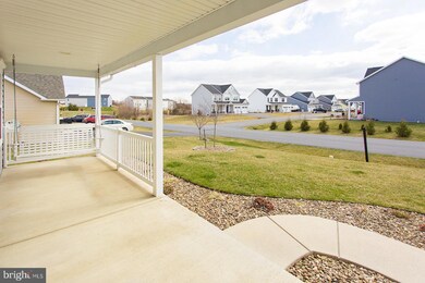 9273 Lindale Ave, Greencastle, PA 17225 - photo 4