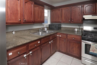 3880 Fox Tail Ln, Riverside, CA 92509 - photo 7