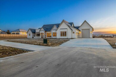 672 Blue Lakes Ct, Middleton, ID 83644 - photo 4