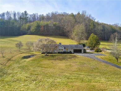 549 Scronce Creek Rd, Burnsville, NC 28714 - photo 4