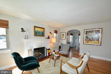 701 Bashford Ln, Alexandria, VA 22314 - photo 2