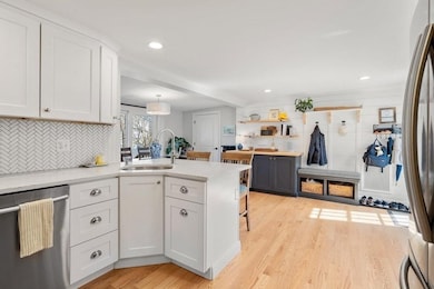 36 Sunset Dr, Beverly, MA 01915 - photo 5