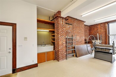 101 Regent Ave unit 5, Providence, RI 02908 - photo 4