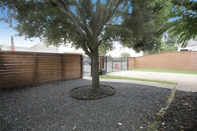 806 Northwood St, Houston, TX 77009 - photo 3