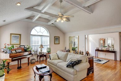 111 Inlet Point Dr Wilmington-large-005-