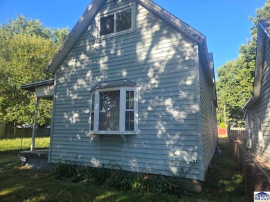 1926 N 8th St, Terre Haute, IN 47804 - photo 4