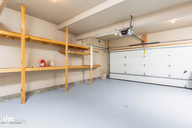 Garage 20180509-DW-8400-SMALL