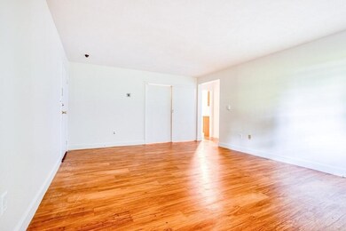 9 Walker Rd unit 3, North Andover, MA 01845 - photo 4