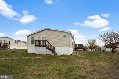 33 Flintlock Ct, Honey Brook, PA 19344 - photo 2