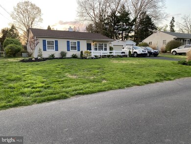 740 Willow St, Southampton, PA 18966 - photo 2