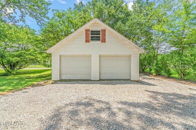 2115 Aaron Ct, Sevierville, TN 37876 - photo 4