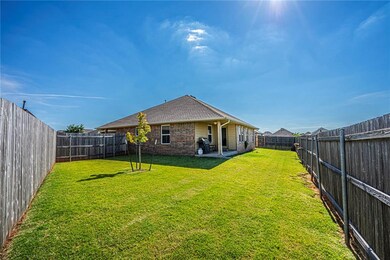 2305 NW 176th St, Edmond, OK 73012 - photo 7