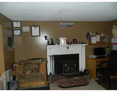 164 Winthrop St, Rehoboth, MA 02769 - photo 4